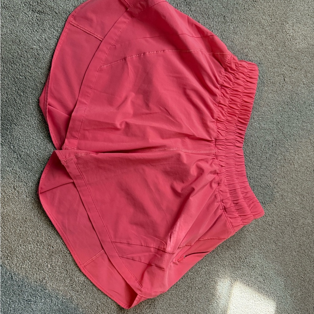 Lululemon track that shorts